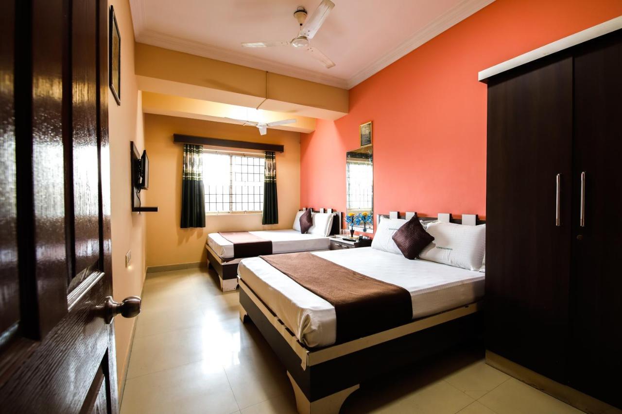 Lusia Inn Bangalore Luaran gambar